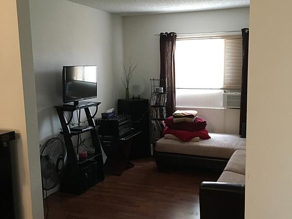 Den/Family room