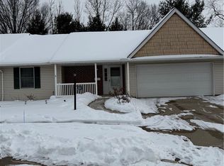 281 Park Place Dr, Wadsworth, OH 44281