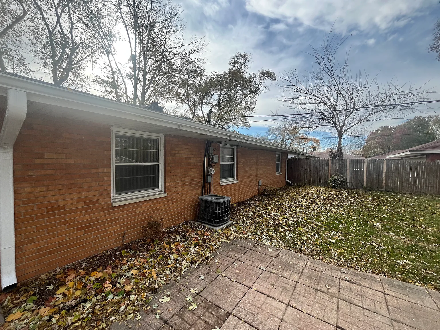 2303 Saint Francis Ave — Photo 2