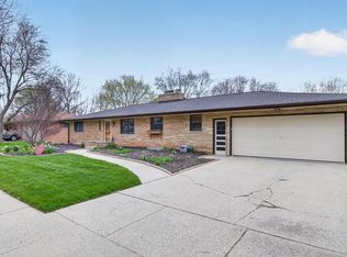 841 South 7th AVENUE, West Bend, WI 53095