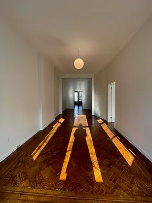 Rented by Compass | media 29