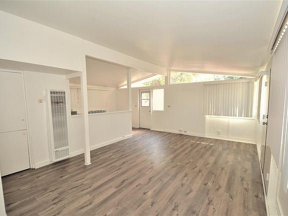 3rd image of 2017 Buena Vista Dr #2017