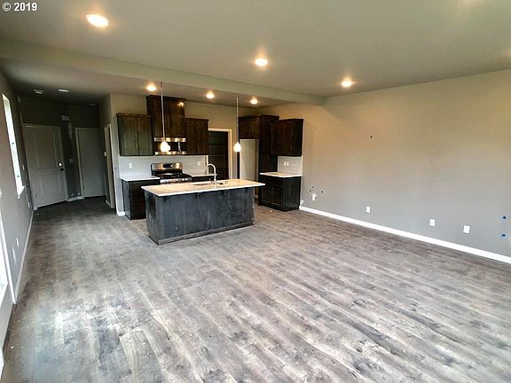 4th image of 8703 NE 43rd Pl