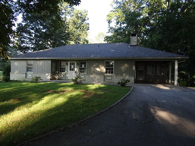 1st image of 1816 Hickory Hill Dr