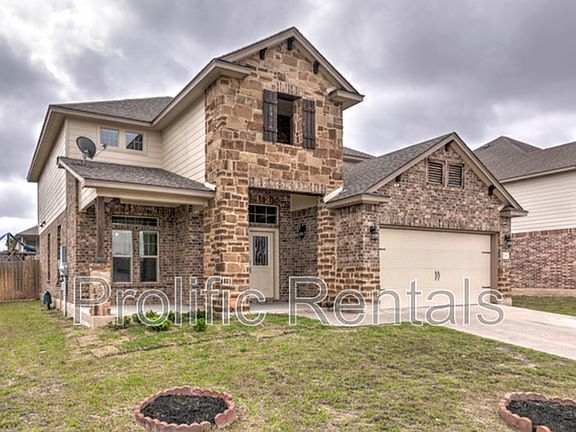 3rd image of 5300 Primavera Ln