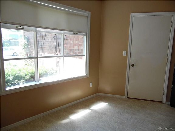 4th image of 8780 Watergate Dr