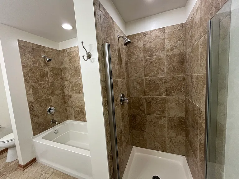 974 W 35th Pl #701 — Photo 20