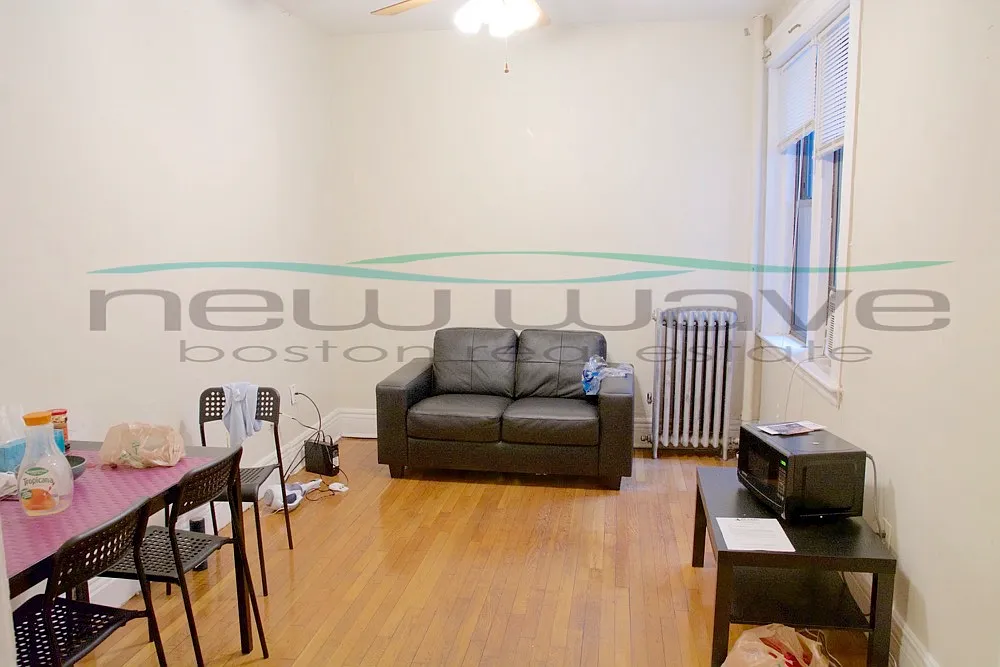 2 bed, 750 sqft, $3,500 — Photo 4