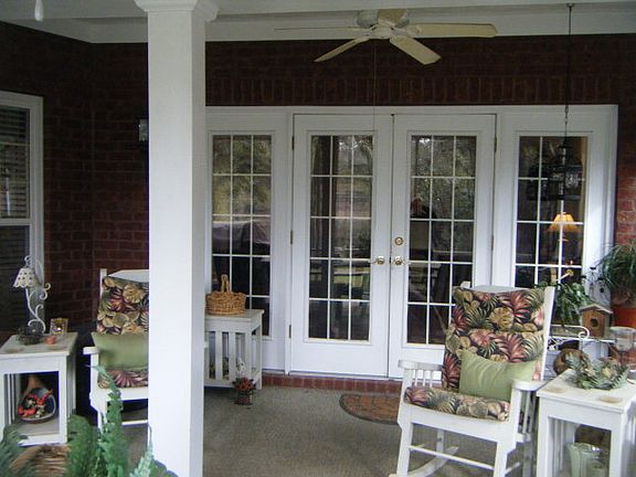 enclosed glassed sunroom
