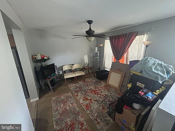 4th image of 807 Good Harbor Rd
