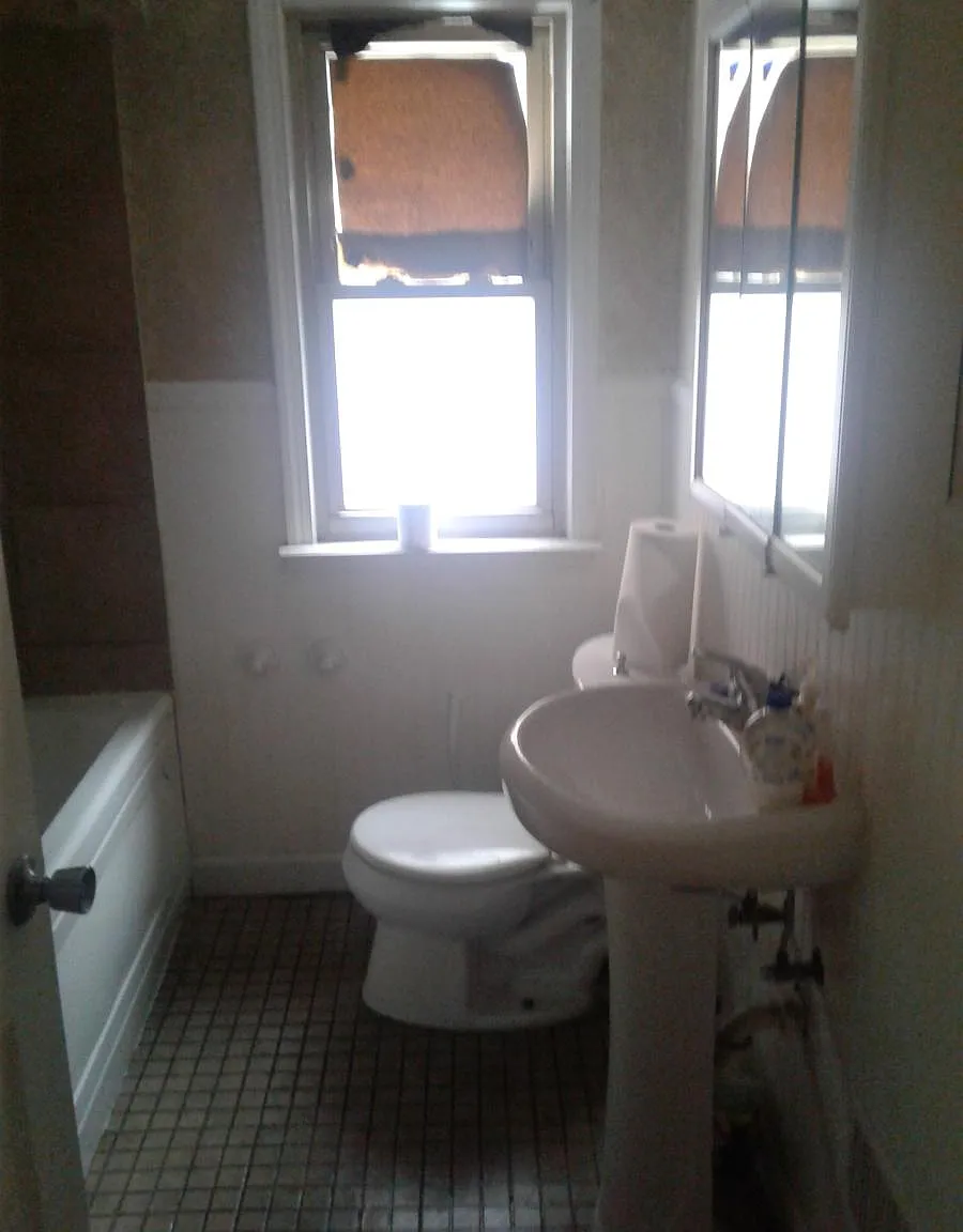 3 bed, 1300 sqft, $1,300 — Photo 4