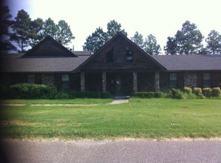 705 5th St, Earle, AR 72331
