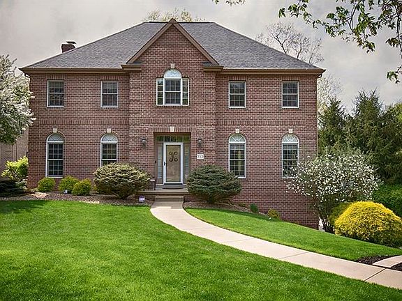 2nd image of 712 Sir Barton Ct