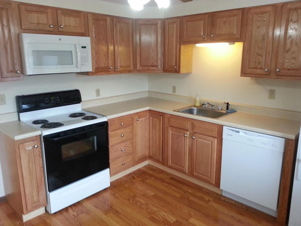 1st image of 231 S Sage Cir #B