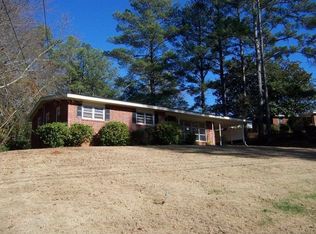 11 Waverly Cir, Newnan, GA 30263