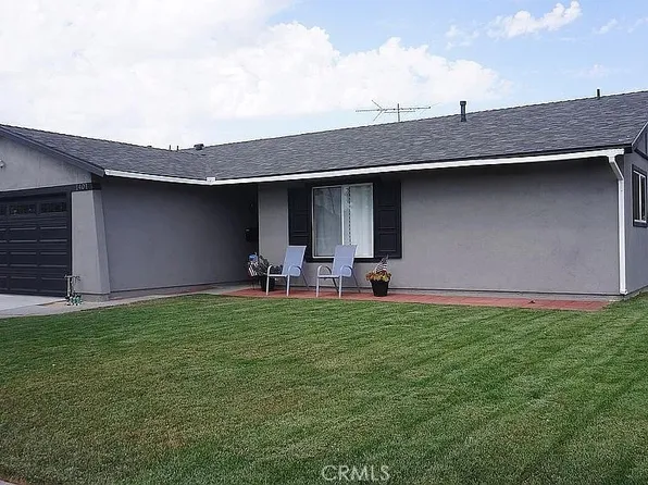 1401 Yost Dr, Santa Ana, CA 92703