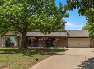 1317 Jefferson Ct, Edmond, OK 73034