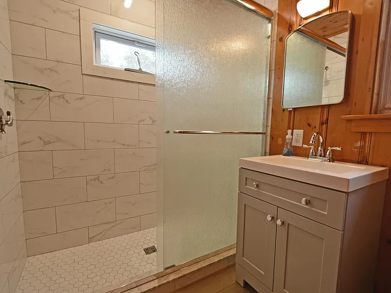 604 Kings Hwy — Photo 18