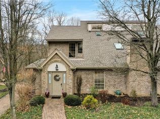 610 Essex Ct, Pittsburgh, PA 15238