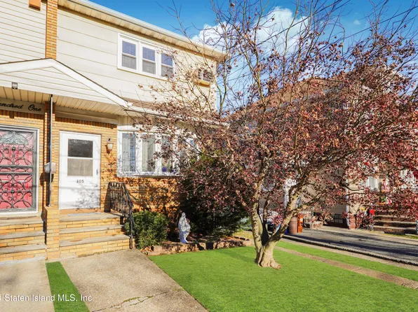 105 Midland Ave, Staten Island, NY 10306