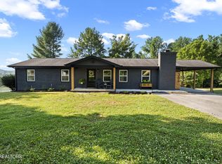 386 McKinney Rd, La Follette, TN 37766