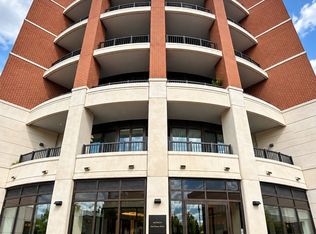1 Hume St #402, Collingwood, ON L9Y 1W7