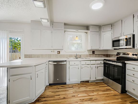 4th image of 4298 Sumac Ct