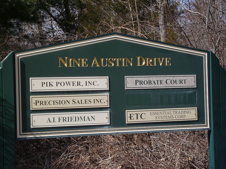 1st image of 9 Austin Dr Ste 4