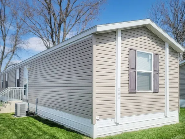 800 E 18th St #108, Albert Lea, MN 56007