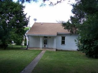 318 E Maple St, Dallastown, PA 17313