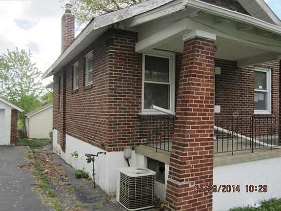 2nd image of 2318 Wengler Ave