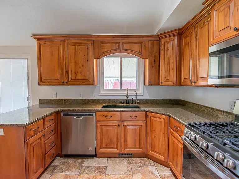 12666 S Timp View Dr — Photo 5