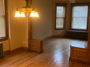 3656 N Leavitt St, Chicago, IL 60618