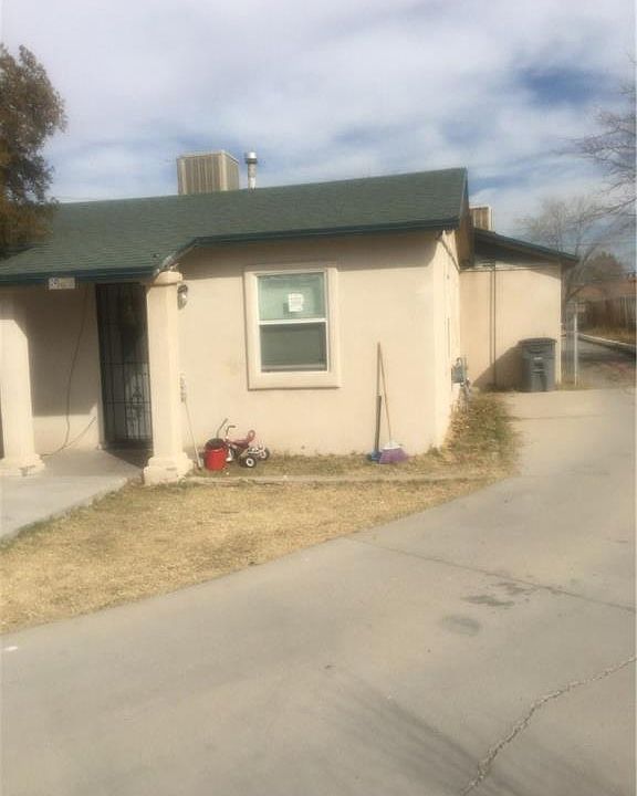 1st image of 8549 Dorbandt Cir #0