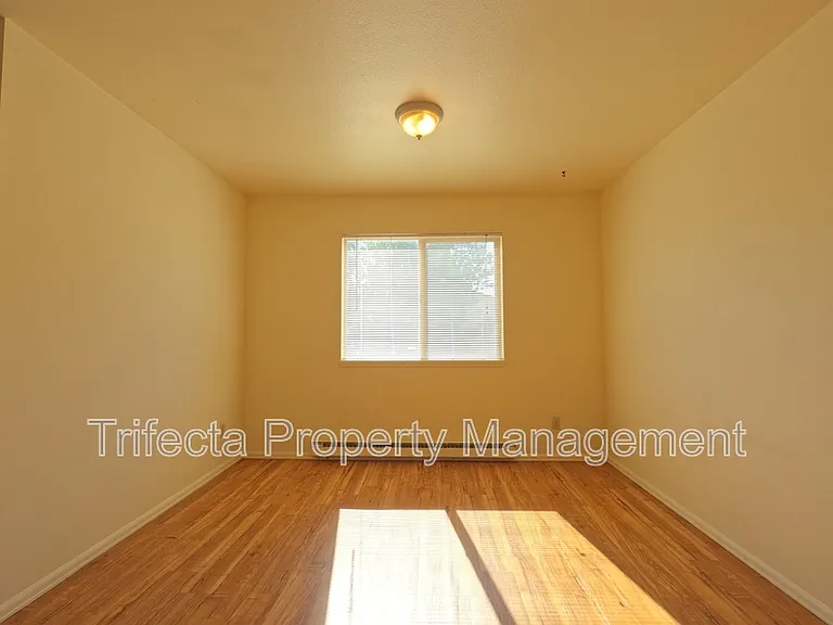 1644 E Pitkin St #D — Photo 5