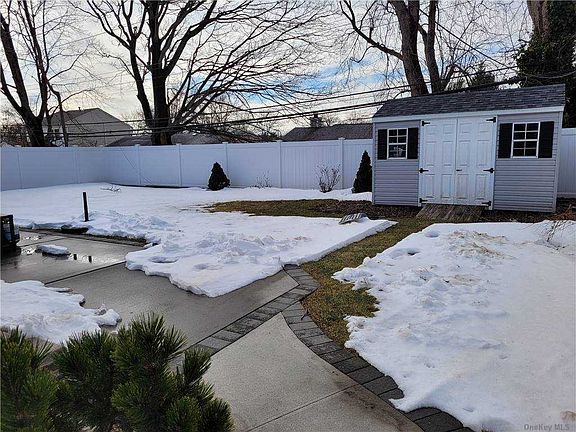 4th image of 153 Morton Blvd