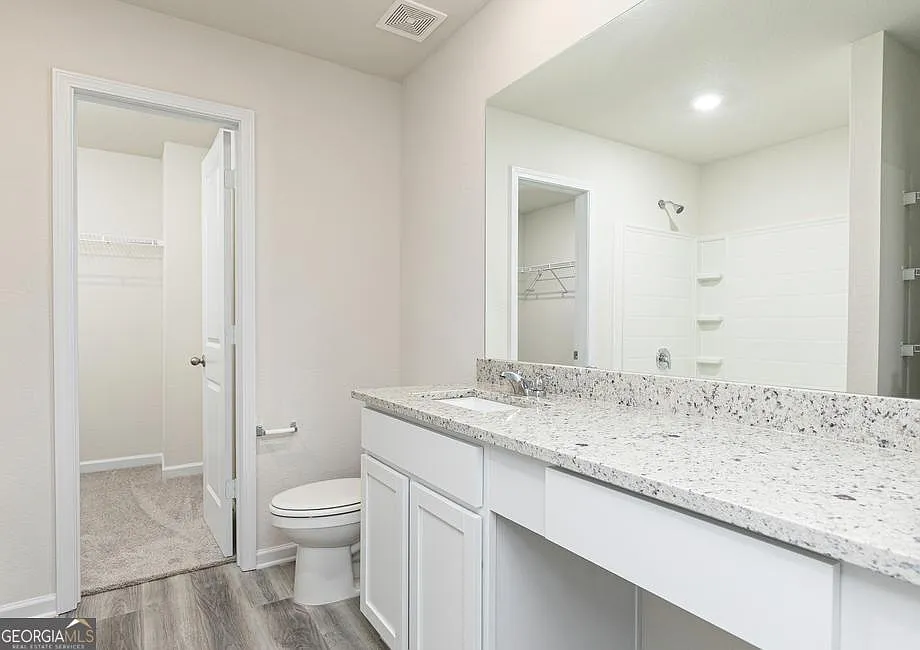 323 Egret Ct photo 1