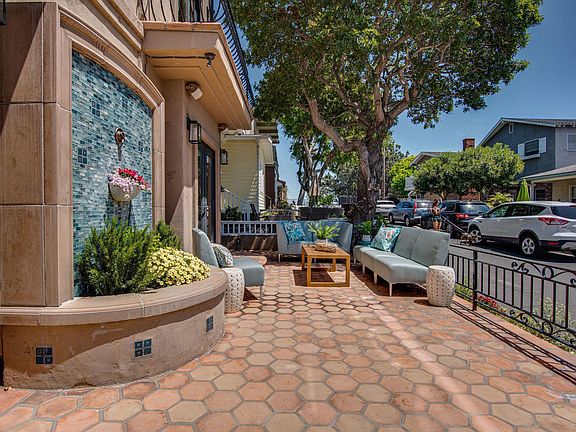 4th image of 465 32nd St
