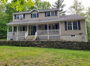 171 Farm Pond Rd, Oakham, MA 01068