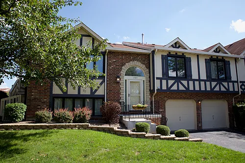 17571 Cambridge Pl #76 Photo 1