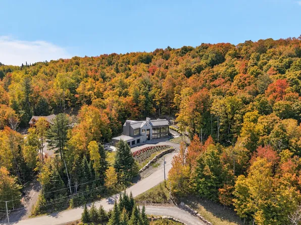 18 Chemin De La Grande Corniche, Saint Sauveur, QC J0R 1R3