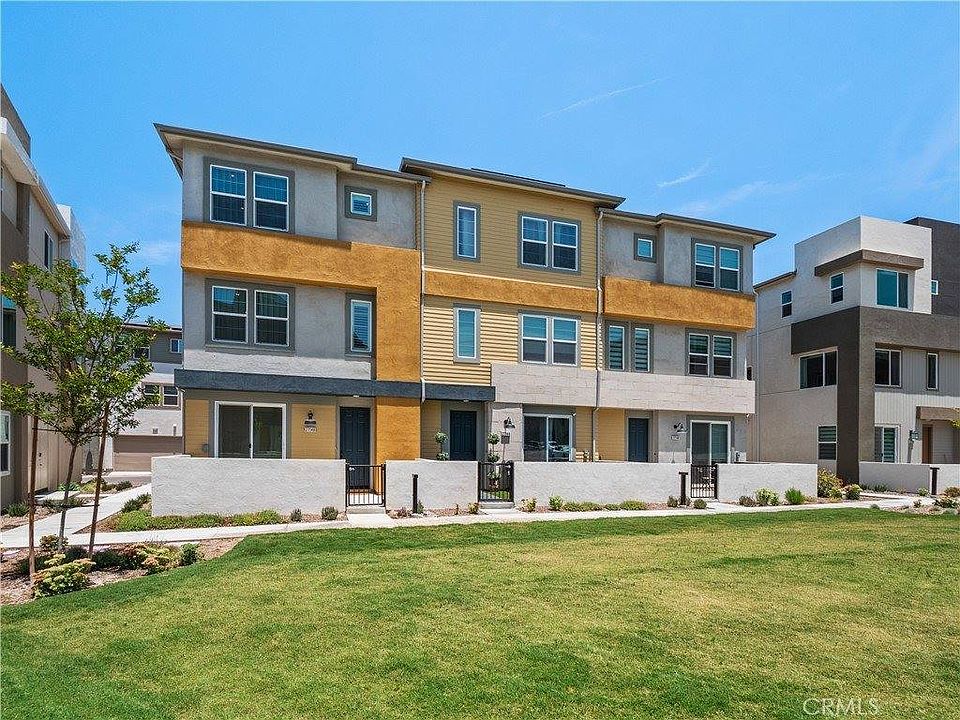 1st image of 27148 Valley Oak Pl