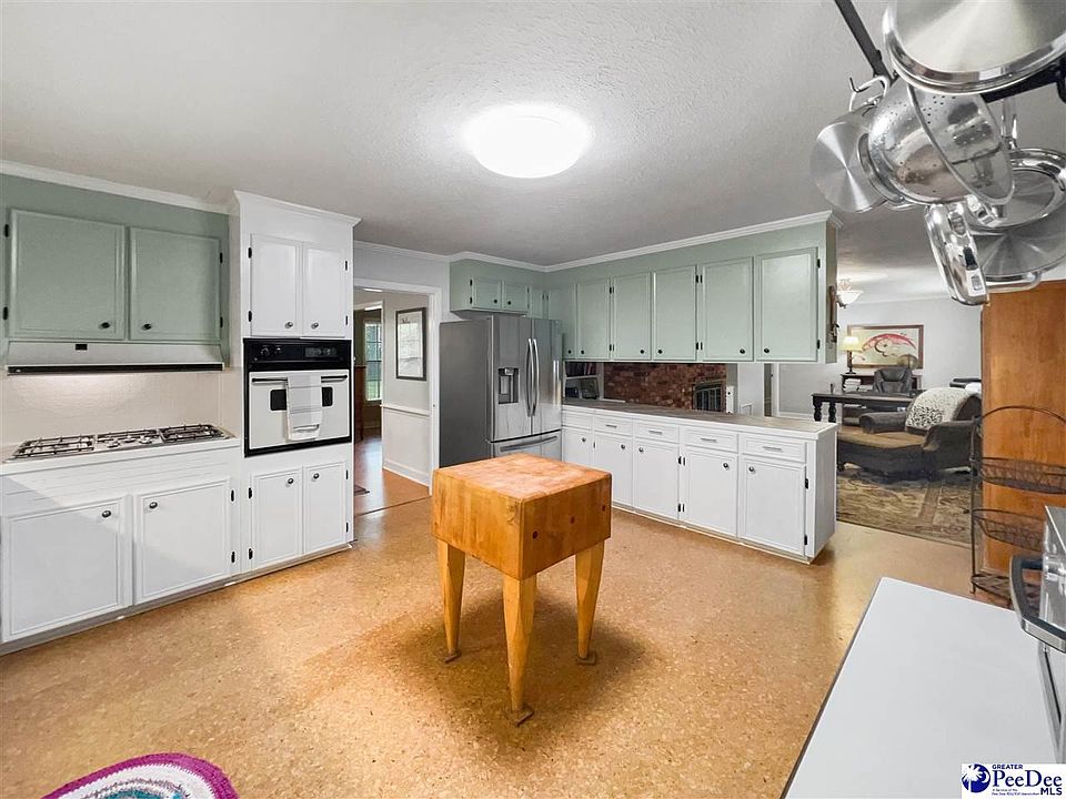 2014 W Carolina Ave, Hartsville, SC 29550 MLS 20232051 Zillow