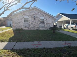 7042 Yorktown Dr, New Orleans, LA 70127