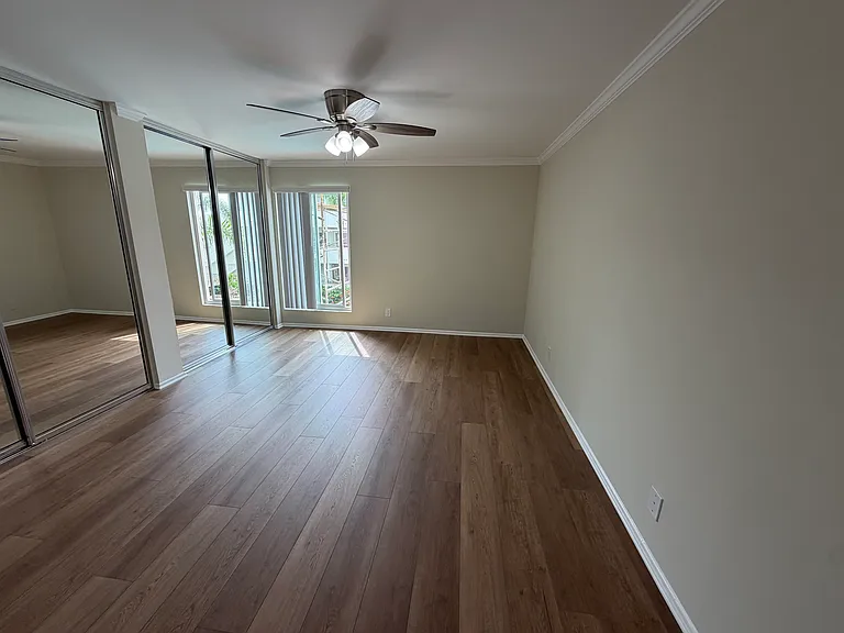 Laguna del Rey Apartments — Photo 80