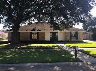 2301 Sprucewood Dr, Baton Rouge, LA 70816