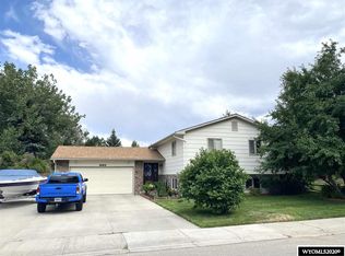 337 Indian Paintbrush St, Casper, WY 82604