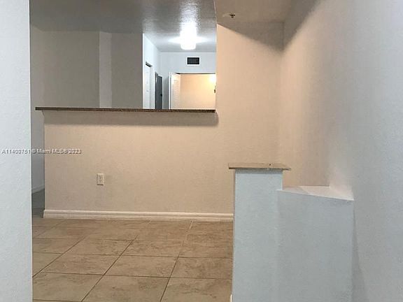 2nd image of 13820 NE 3rd Ct APT 107