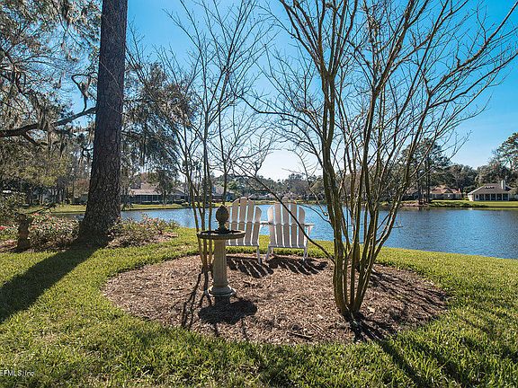 3rd image of 134 Nandina Cir