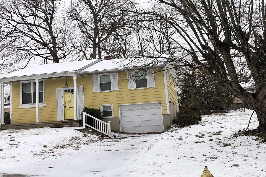 609 Hornbeam Rd photo 1